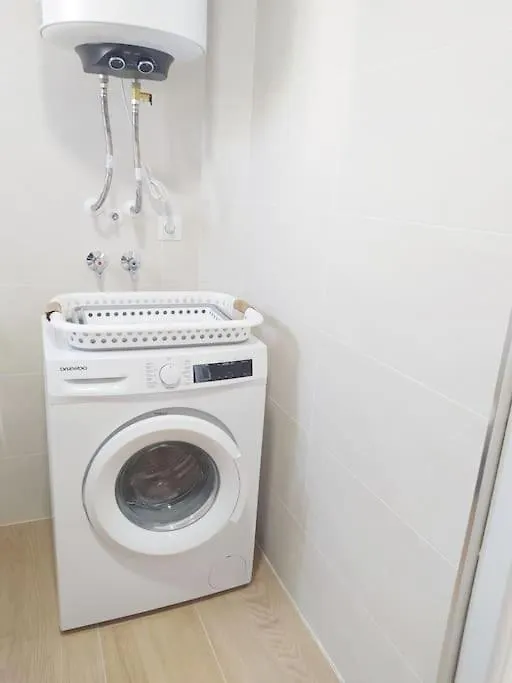 Completo Estudio Con Piscina En La Playa La Cala Del Moral 0*,